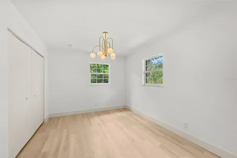 903 Lanewood Drive Seffner FL 33584