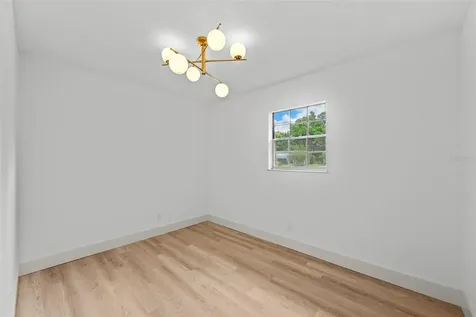 903 Lanewood Drive Seffner FL 33584