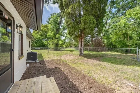 903 Lanewood Drive Seffner FL 33584