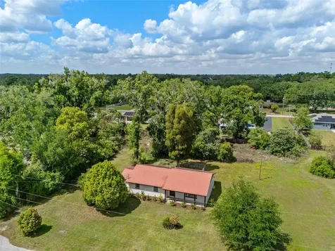 903 Lanewood Drive Seffner FL 33584