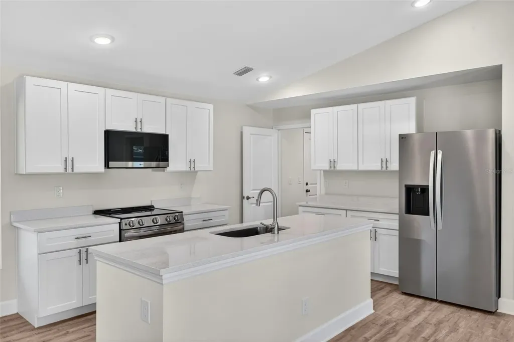 17173 Glenview Avenue Port Charlotte FL 33954