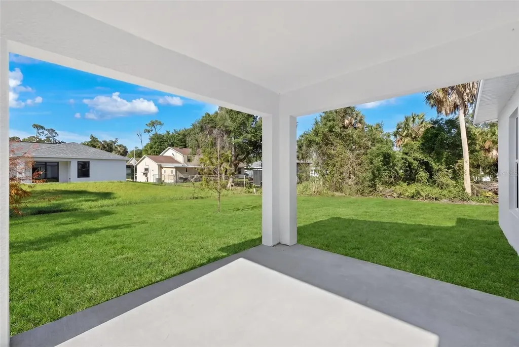 17173 Glenview Avenue Port Charlotte FL 33954
