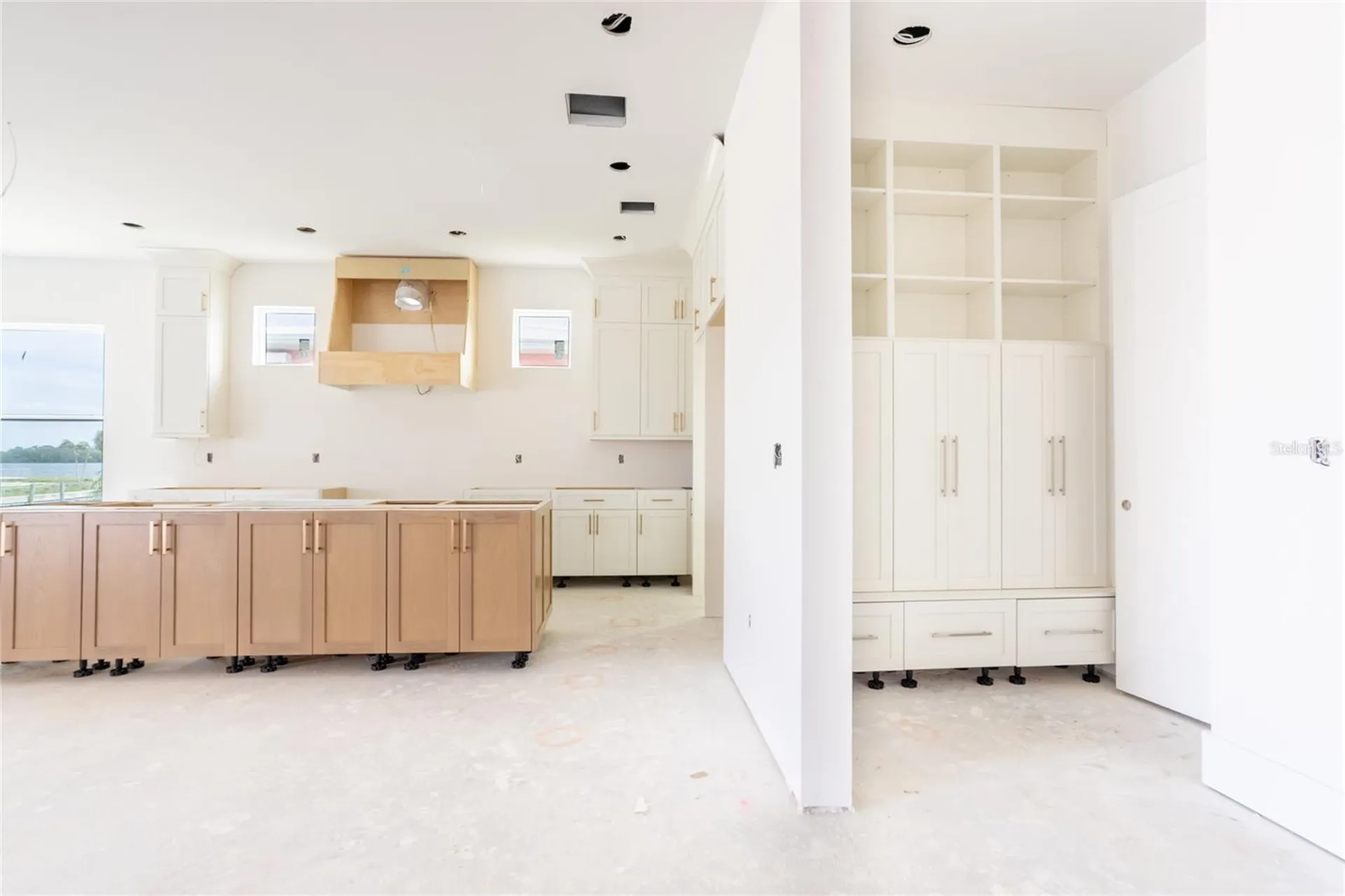 2071 Illinois Avenue NE St Petersburg FL 33703