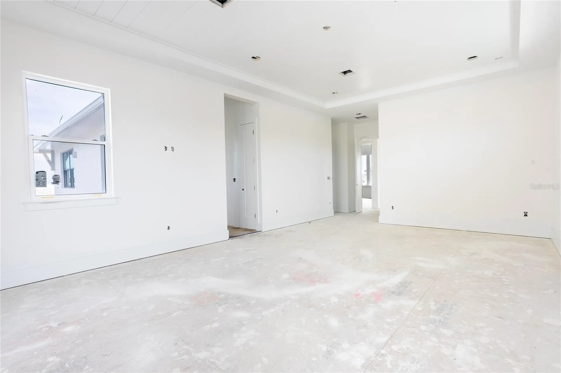 2071 Illinois Avenue NE St Petersburg FL 33703