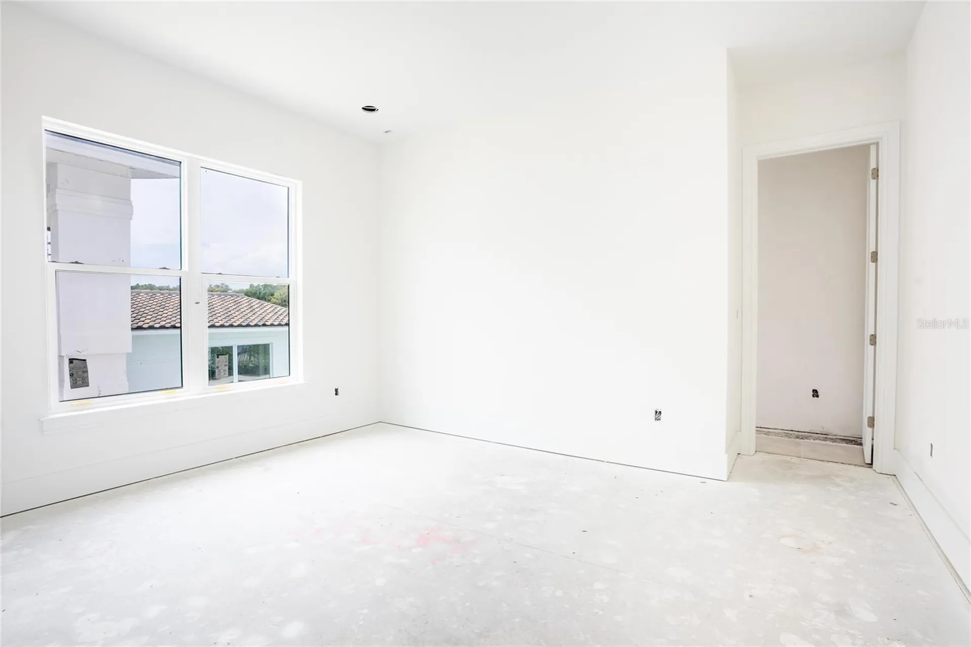 2071 Illinois Avenue NE St Petersburg FL 33703