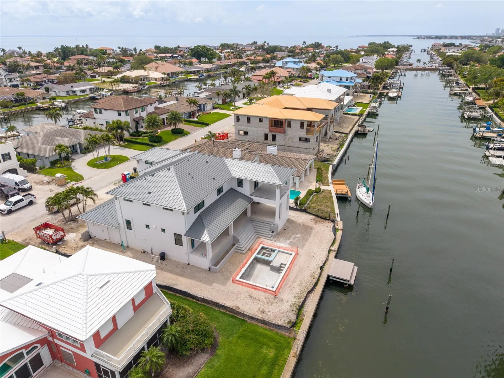 2071 Illinois Avenue NE St Petersburg FL 33703