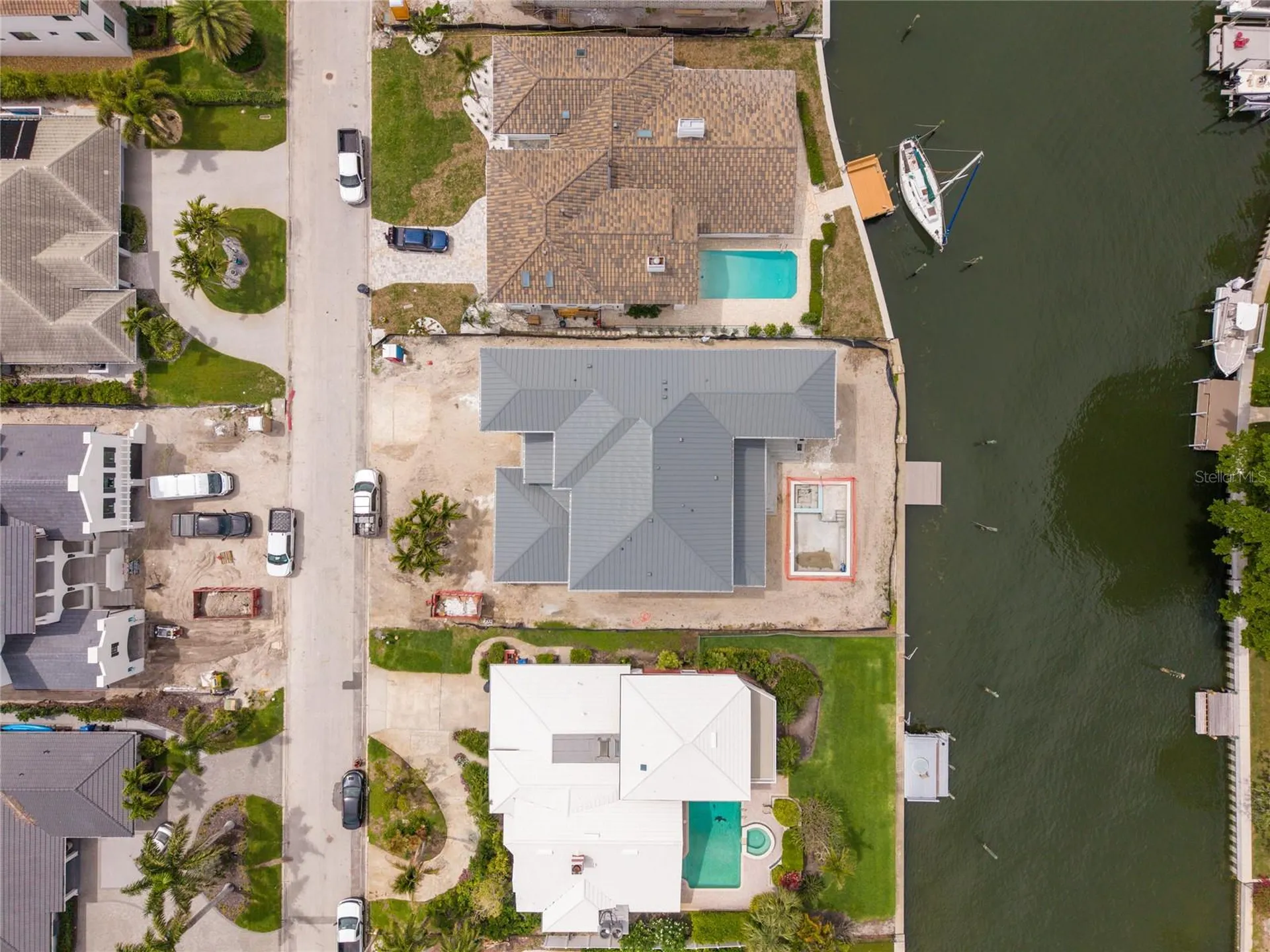 2071 Illinois Avenue NE St Petersburg FL 33703