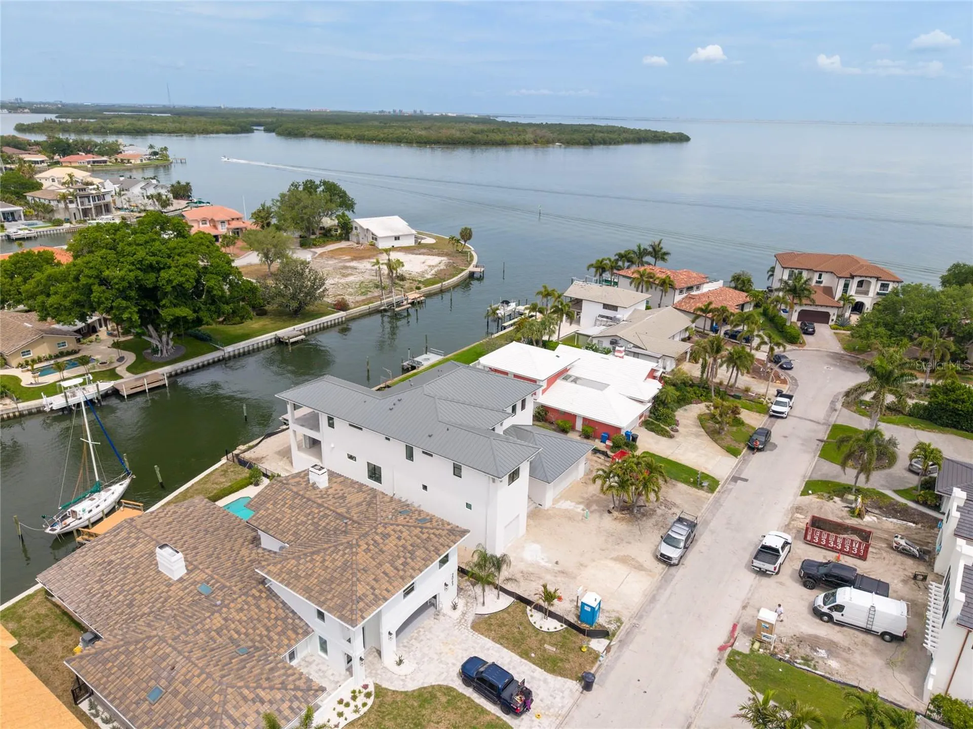 2071 Illinois Avenue NE St Petersburg FL 33703