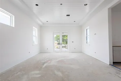 2071 Illinois Avenue NE St Petersburg FL 33703