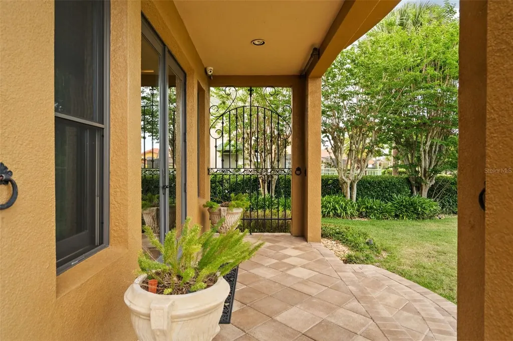 2439 Roat Drive Orlando FL 32835