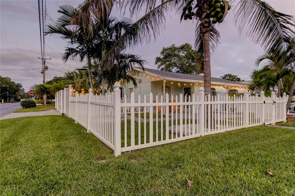 1907 2nd Street Indian Rocks Beach FL 33785