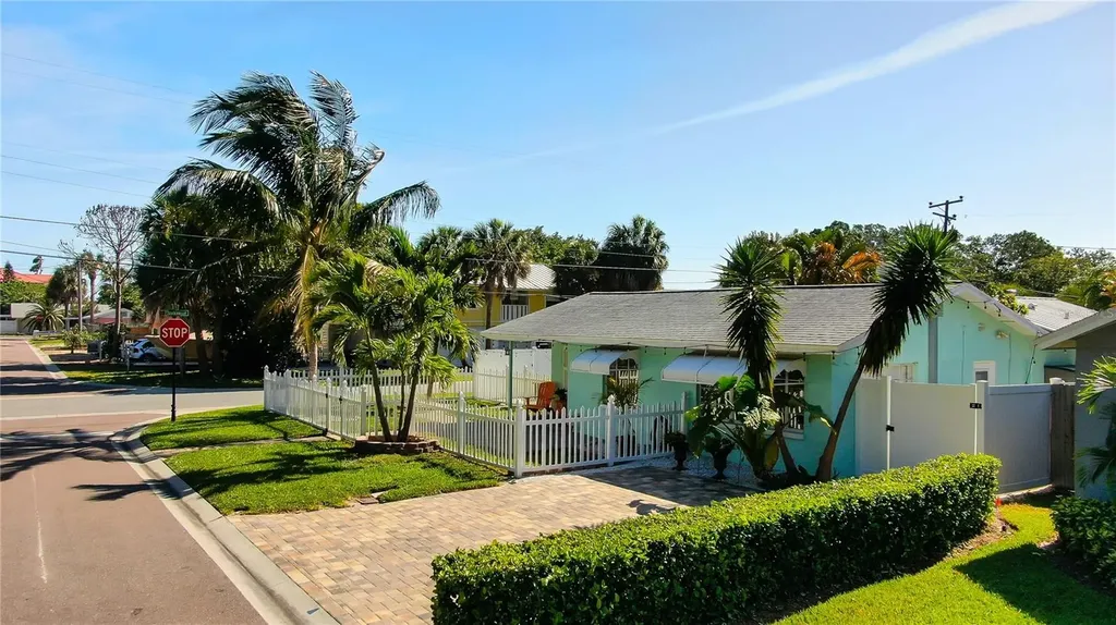 1907 2nd Street Indian Rocks Beach FL 33785