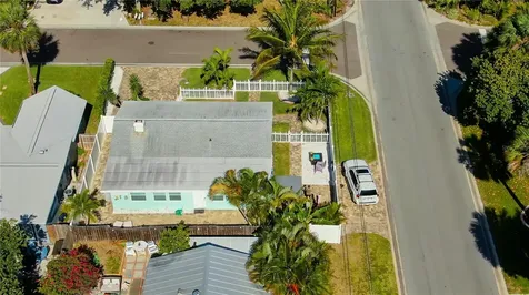 1907 2nd Street Indian Rocks Beach FL 33785