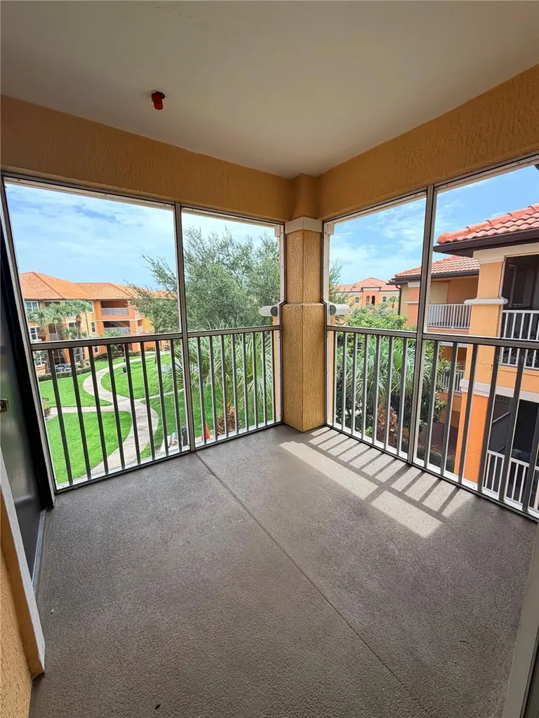5475 Vineland Road Orlando FL 32811