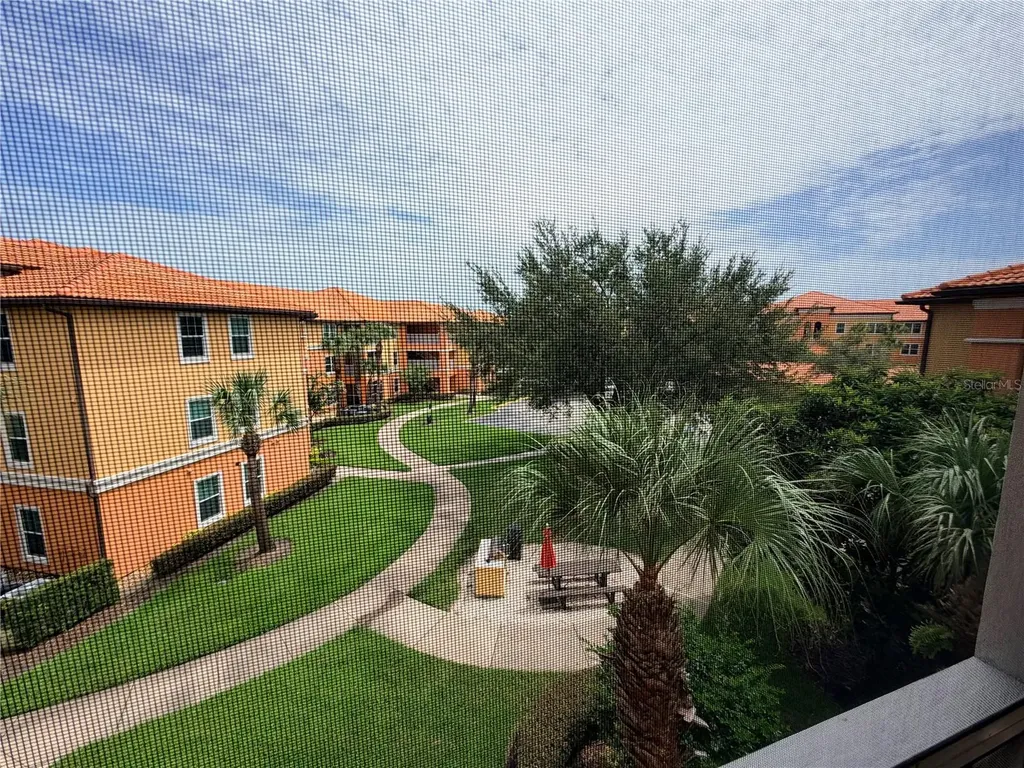 5475 Vineland Road Orlando FL 32811