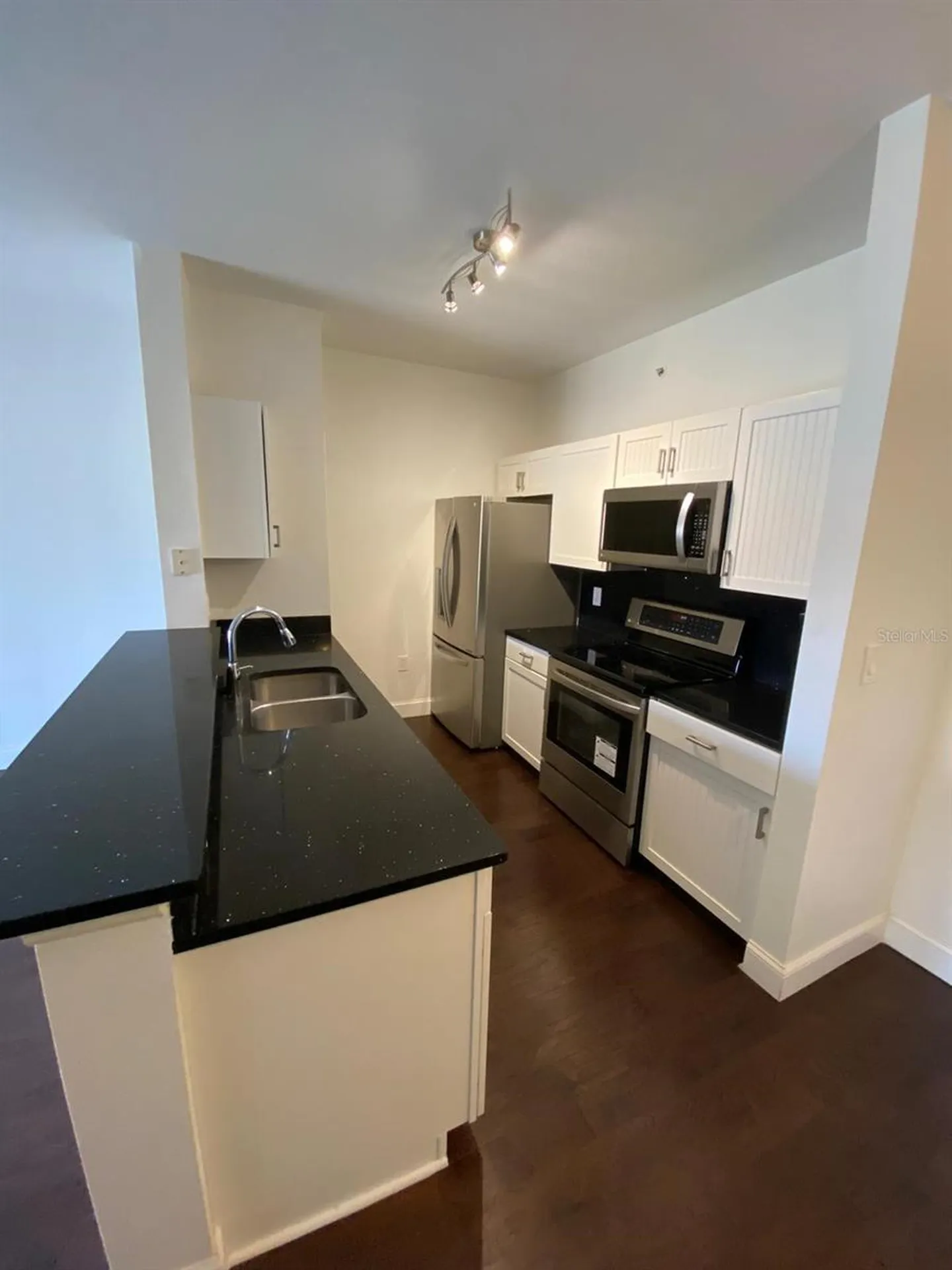 5475 Vineland Road Orlando FL 32811