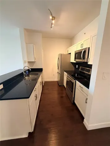 5475 Vineland Road Orlando FL 32811
