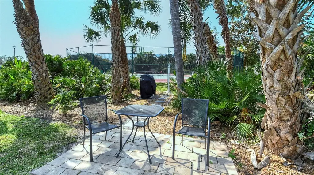 9320 Clubside Circle Sarasota FL 34238