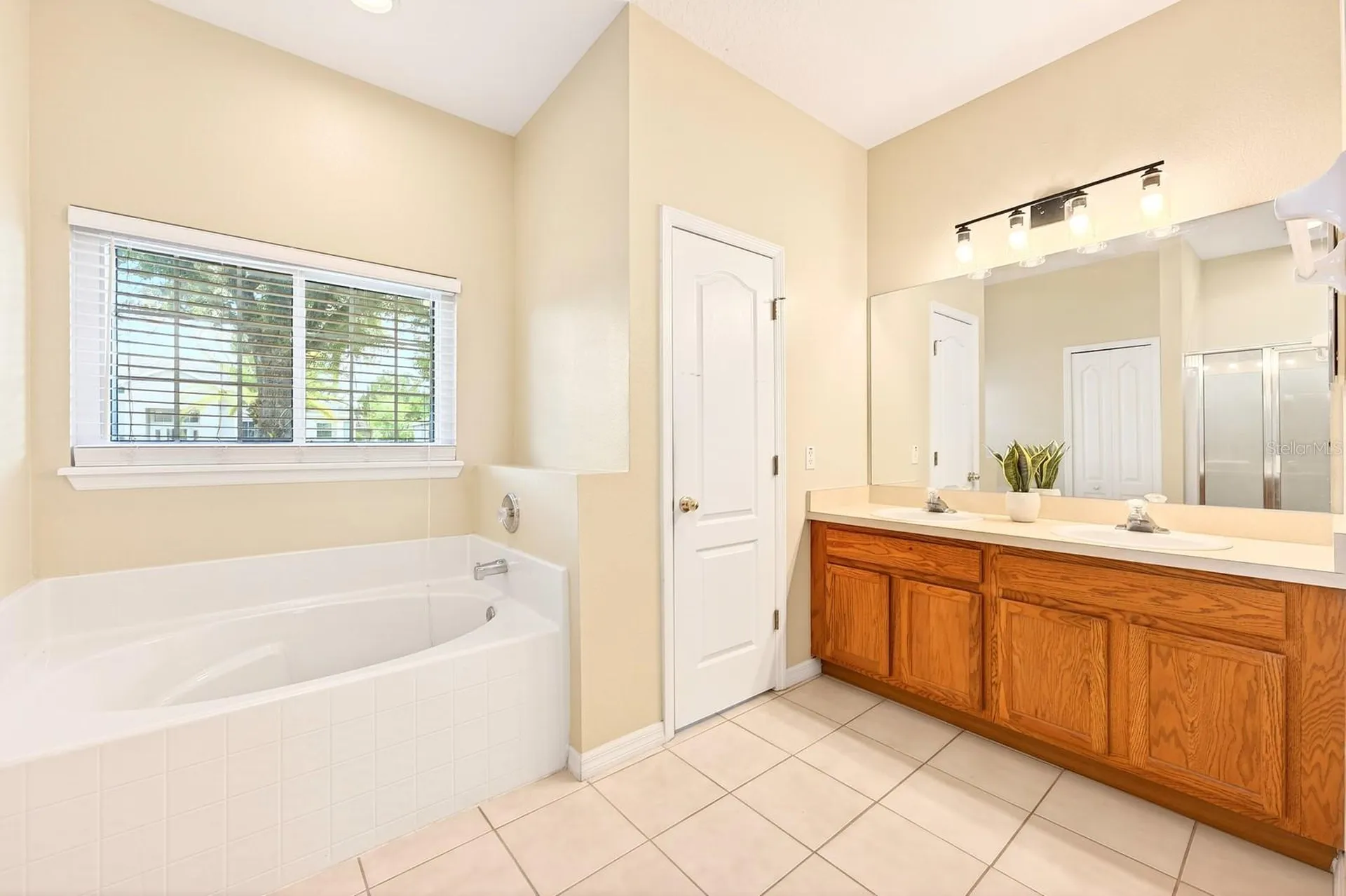 3054 Bay Laurel Circle N Kissimmee FL 34744