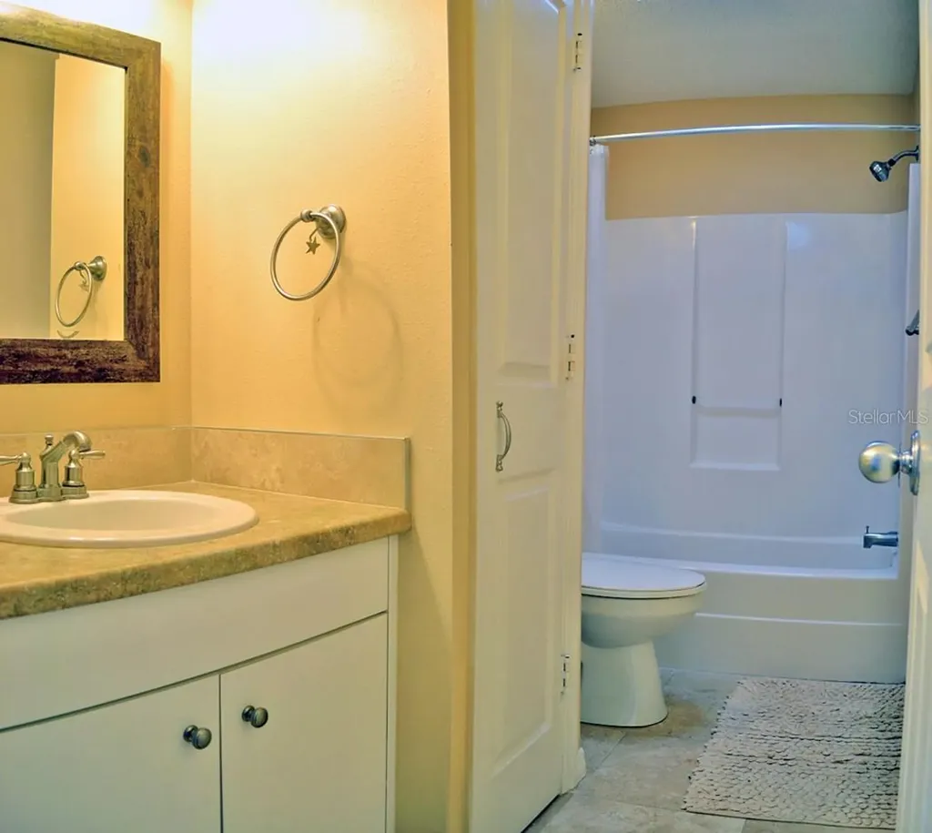 5157 Sandy Beach Avenue Sarasota FL 34242