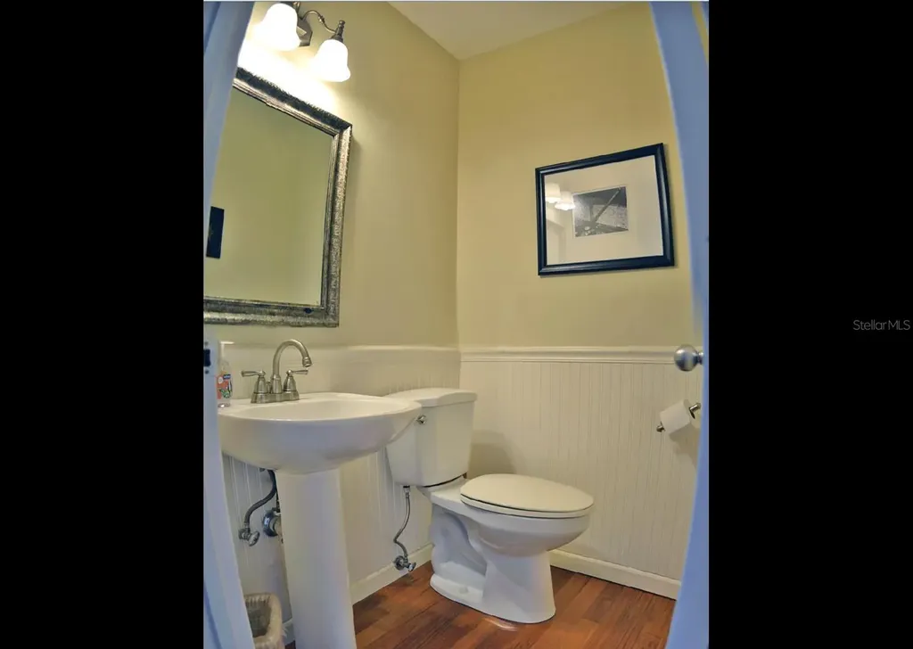 5157 Sandy Beach Avenue Sarasota FL 34242