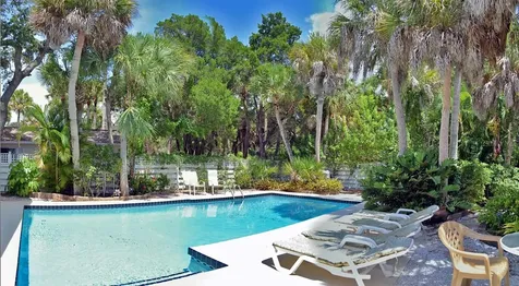 5157 Sandy Beach Avenue Sarasota FL 34242