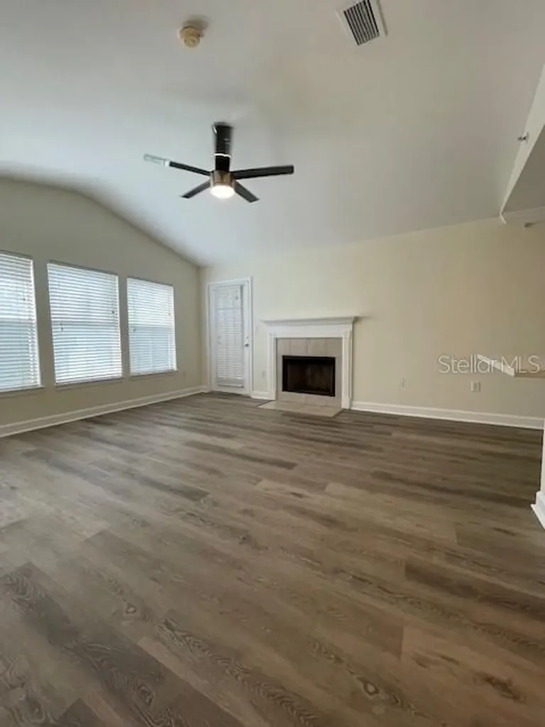 18319 Bridle Club Drive Tampa FL 33647