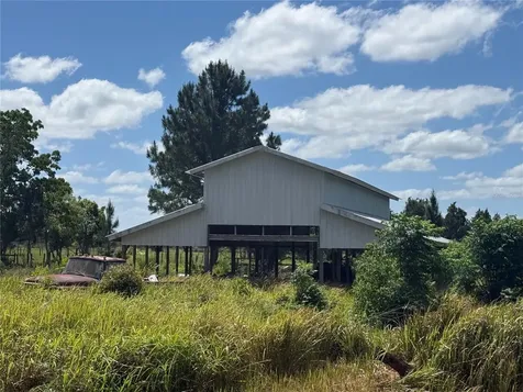 15816 Mullins Boulevard Umatilla FL 32784