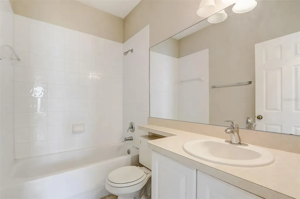 5116 NW 21st Drive Gainesville FL 32605