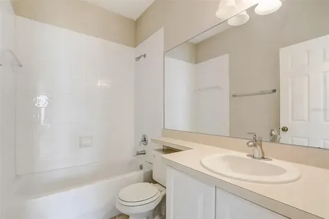 5116 NW 21st Drive Gainesville FL 32605
