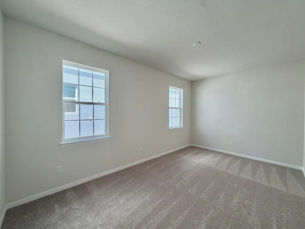 6985 Dappled Oak Way Orlando FL 32829
