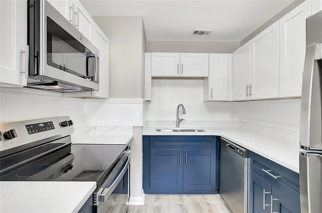 7015 Filbert Lane Tampa FL 33637
