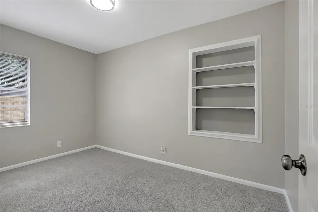 7015 Filbert Lane Tampa FL 33637
