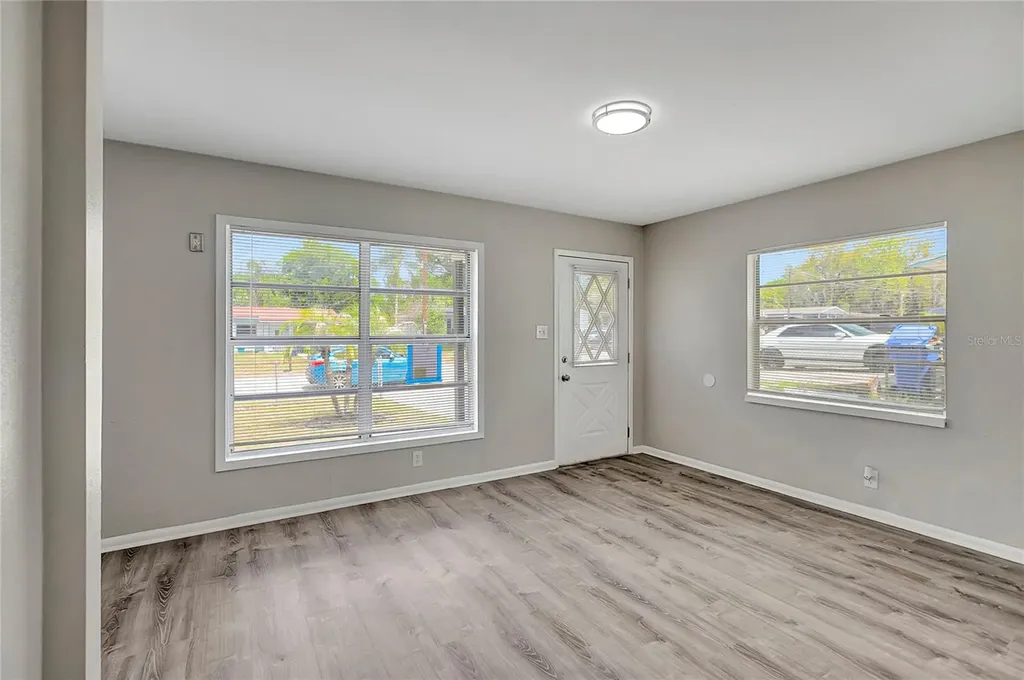 7015 Filbert Lane Tampa FL 33637