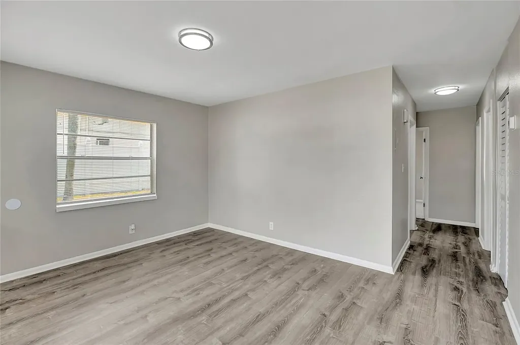7015 Filbert Lane Tampa FL 33637