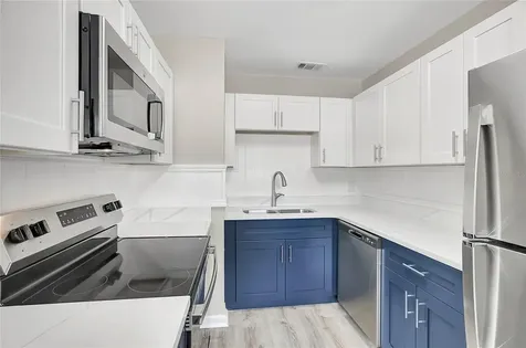 7015 Filbert Lane Tampa FL 33637
