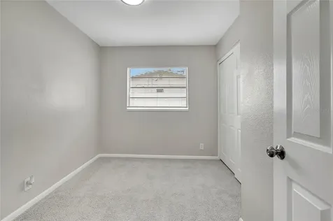 7015 Filbert Lane Tampa FL 33637