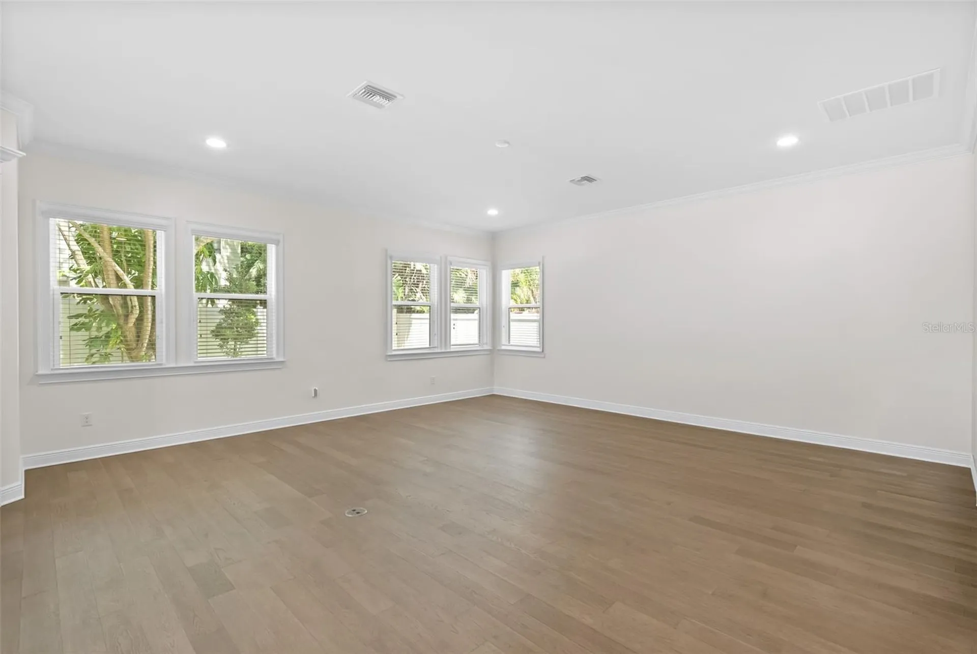 2905 W San Carlos Street Tampa FL 33629