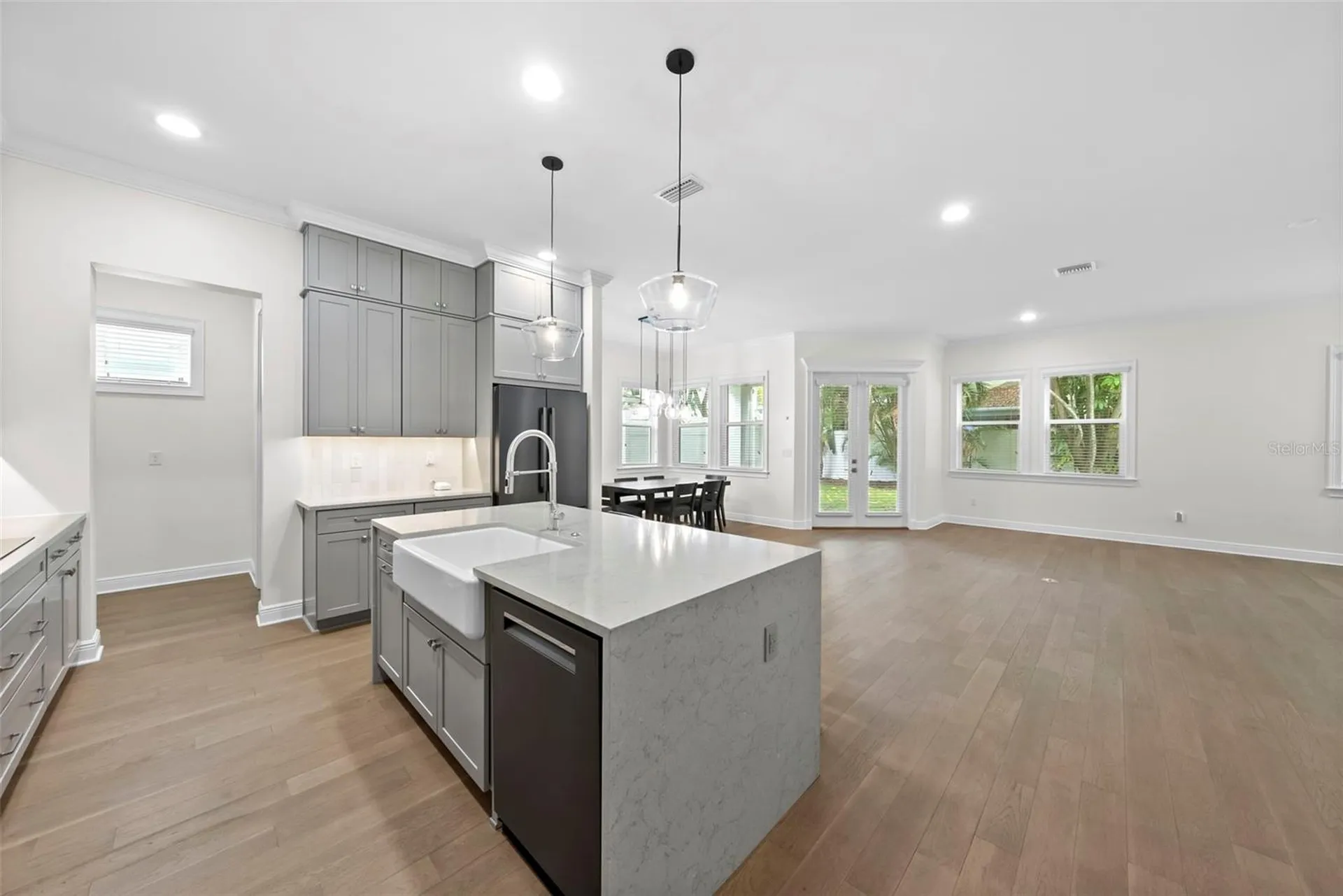 2905 W San Carlos Street Tampa FL 33629