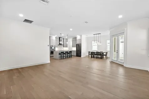 2905 W San Carlos Street Tampa FL 33629