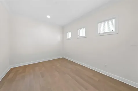 2905 W San Carlos Street Tampa FL 33629