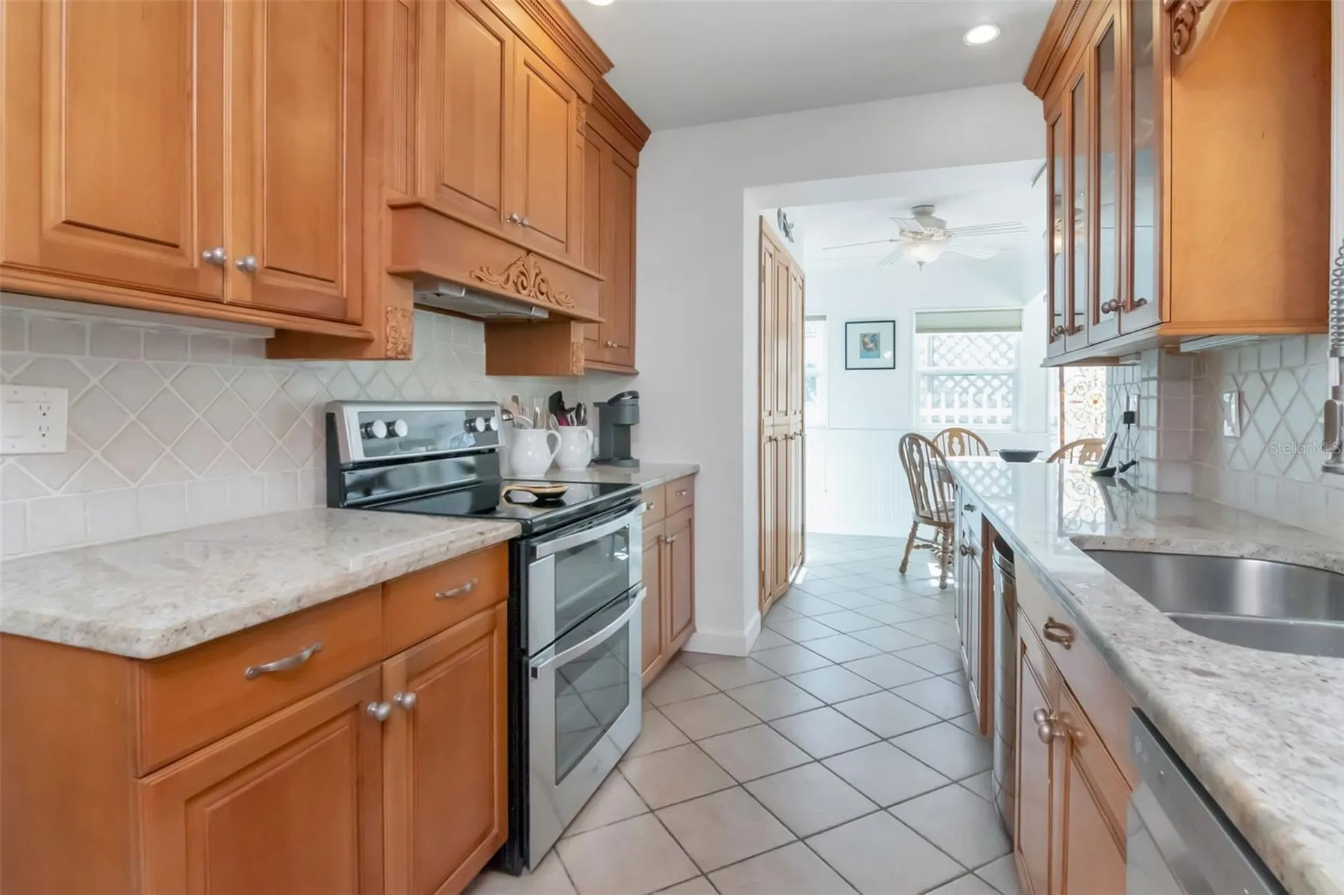 135 25th Avenue NE St Petersburg FL 33704