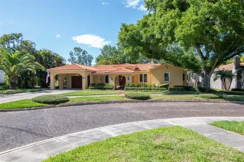 135 25th Avenue NE St Petersburg FL 33704
