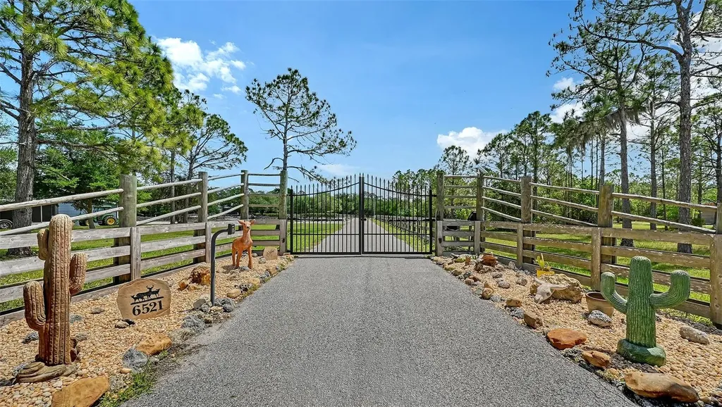 6521 219th Street E Bradenton FL 34211