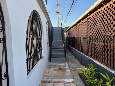 1107 12 NE Street San Juan PR 00920