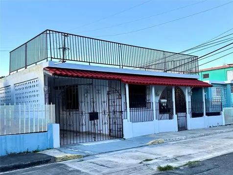1107 12 NE Street San Juan PR 00920