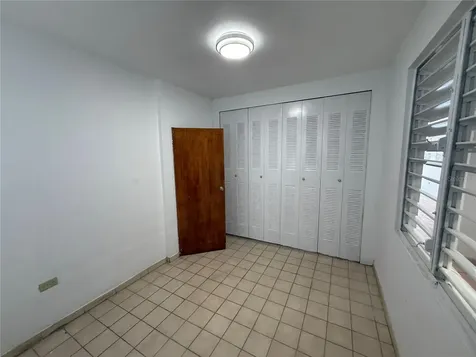 1107 12 NE Street San Juan PR 00920