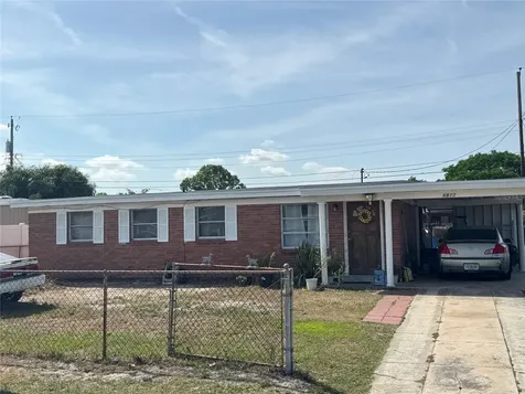 6810 W Burke Street Tampa FL 33634