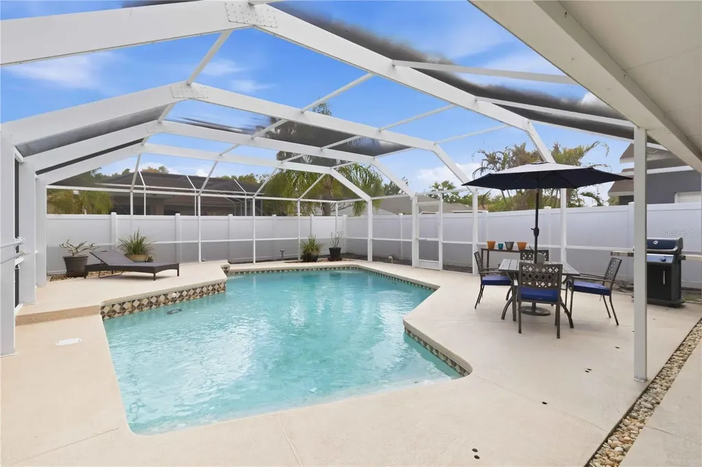 7633 Clovelly Park Place Apollo Beach FL 33572