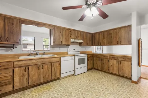 407 Wyoming Avenue St Cloud FL 34769